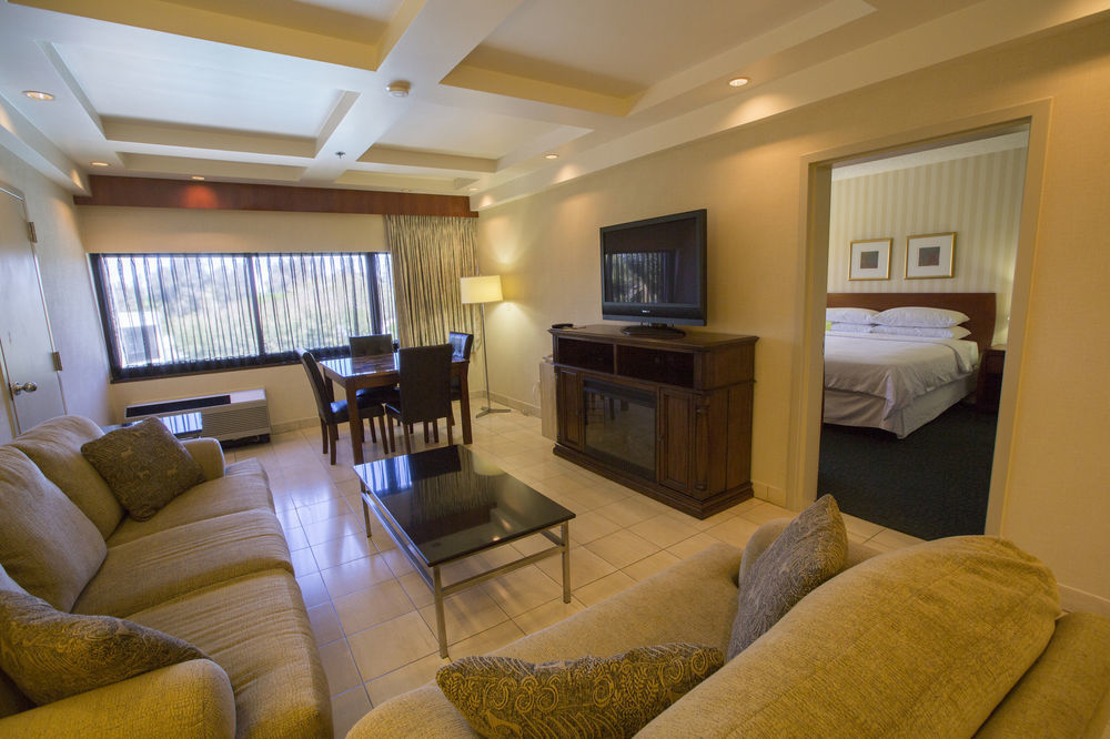 Four Points By Sheraton San Diego Exterior photo